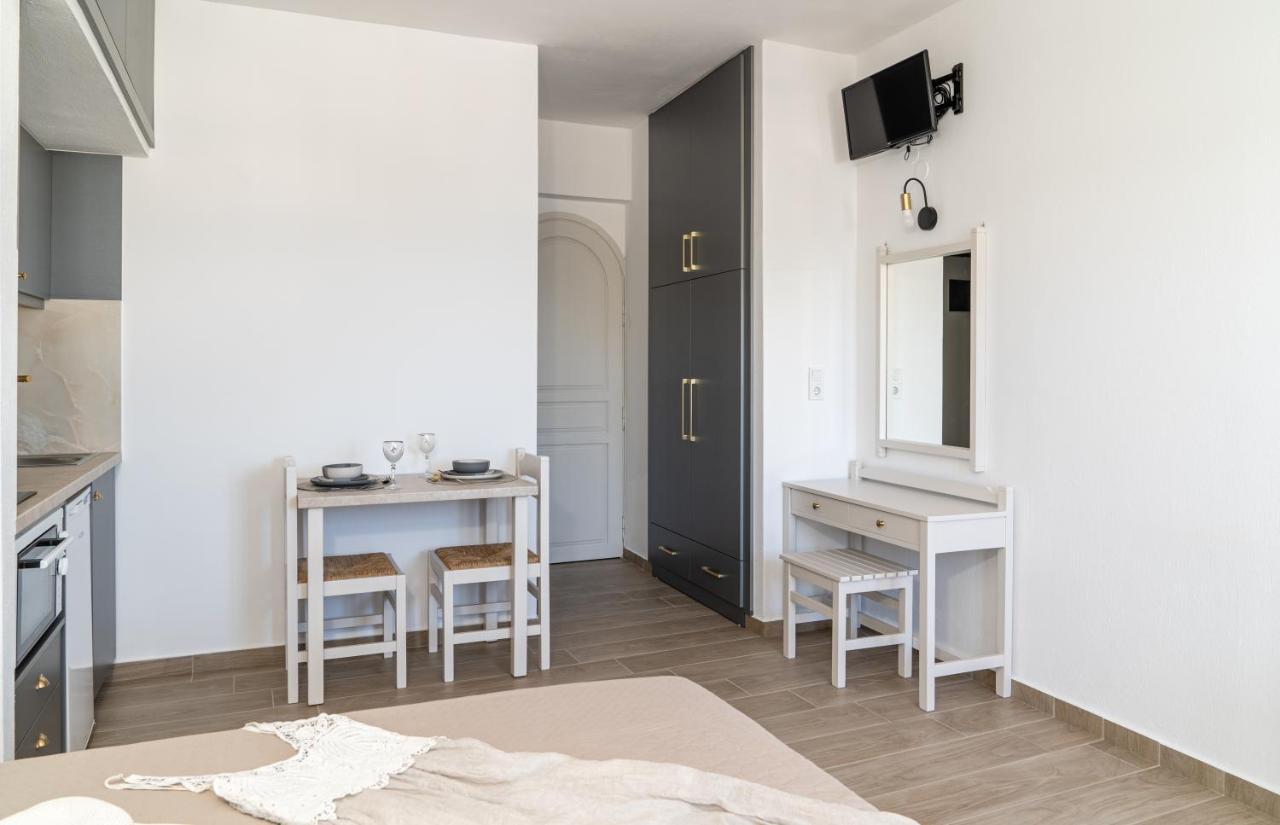 Renata Mare Beachside Studios Херсониссос Экстерьер фото